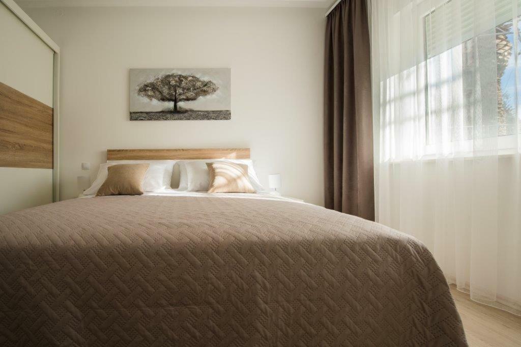 פודסטראנה Apartment Sunce מראה חיצוני תמונה