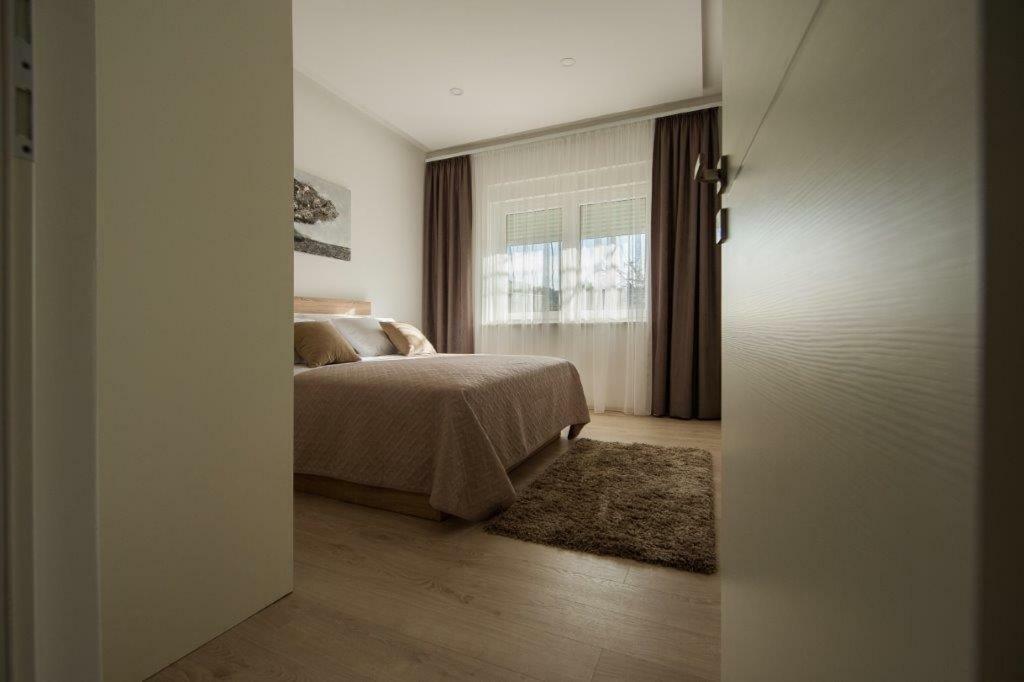 פודסטראנה Apartment Sunce מראה חיצוני תמונה