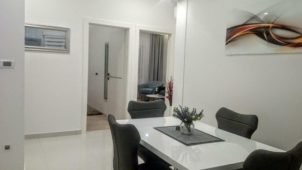 פודסטראנה Apartment Sunce מראה חיצוני תמונה